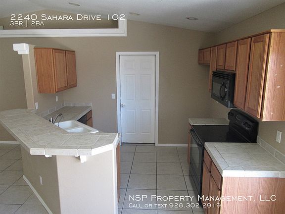 5th image of 2240 Sahara Dr Unit 102