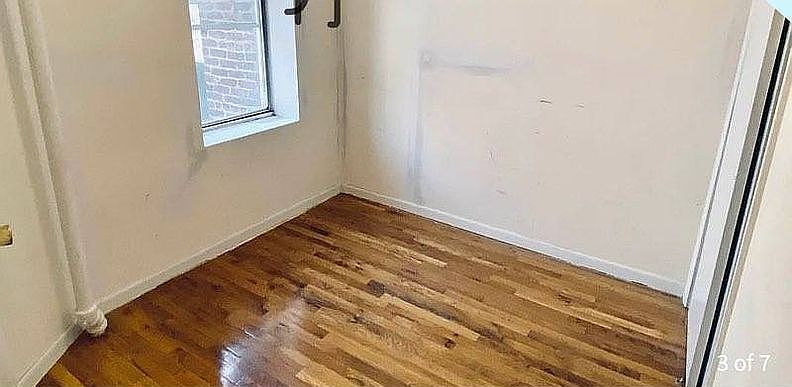 1st image of 114 E 1st St APT 7