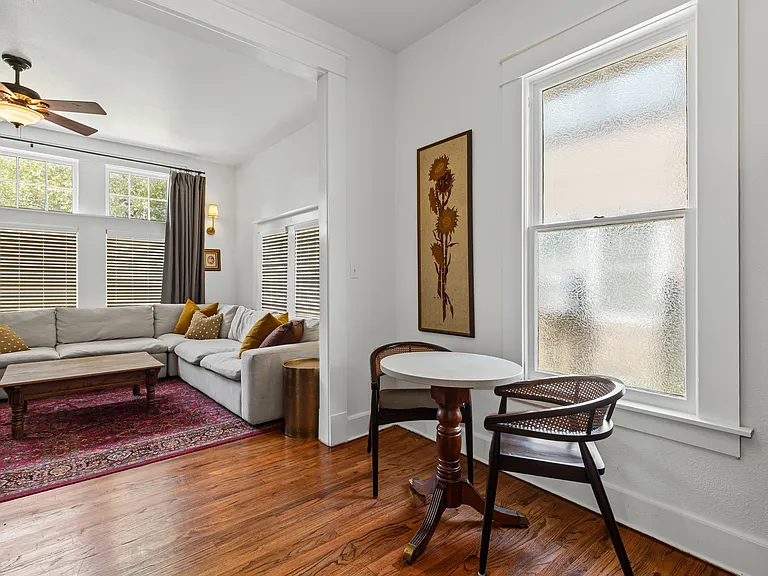 2260 Fairmount Ave — Photo 10