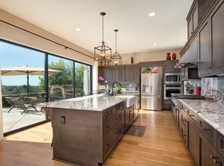 4835 La Paz Ct, Carlsbad, CA 92010