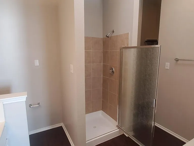 132 Brookshore Dr — Photo 11