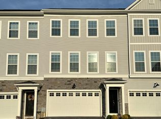 241 Red Leaf Ln, Exton, PA 19341