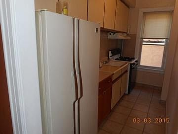 1st image of 18 Richmond Pl APT 2