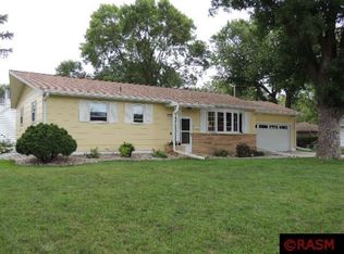 107 McConnel St, Mankato, MN 56001