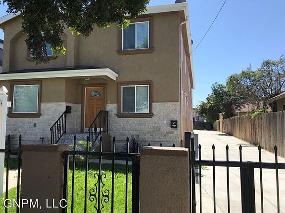 3rd image of 3128 W 71st St