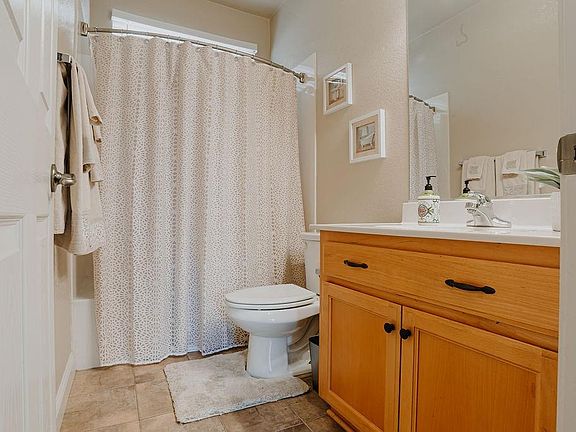 5th image of 1781 Greger St