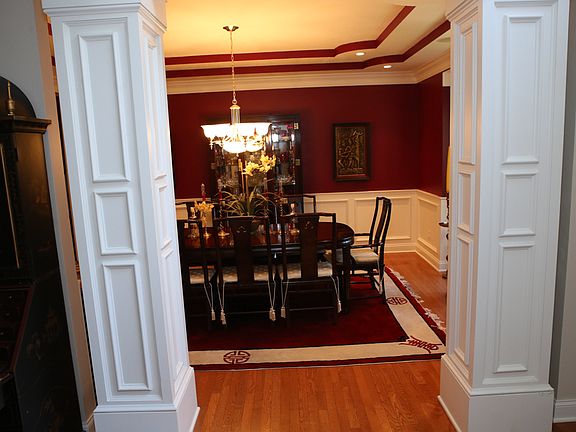 DINING ROOM ENTRY COLUMNS