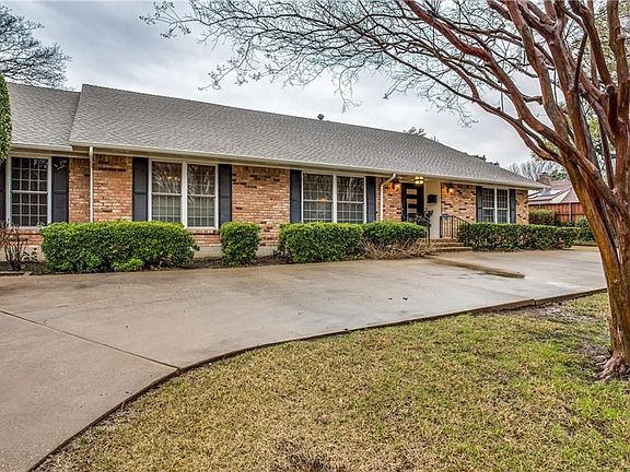 2nd image of 10019 Boedeker Dr