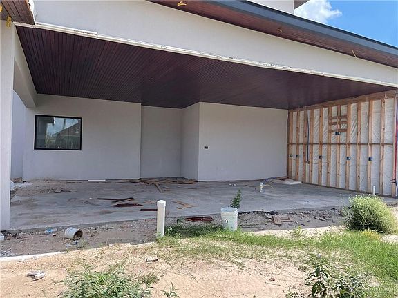 4th image of 1715 Villa Centenario Dr