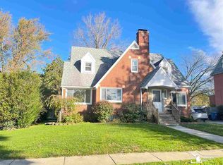 1424 Monroe St, Carleton, MI 48117