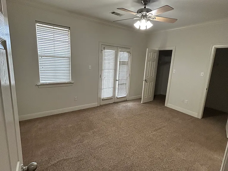 10600 Lakes Blvd — Photo 7