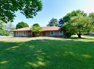 510 Countrywood Dr, Noblesville, IN 46060
