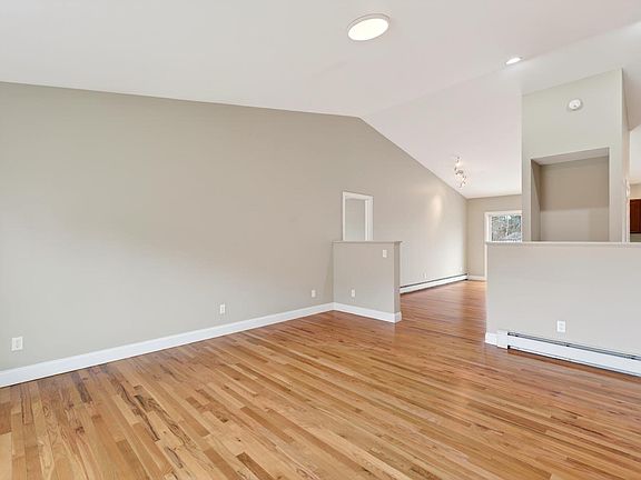4th image of 34 Maurice Way