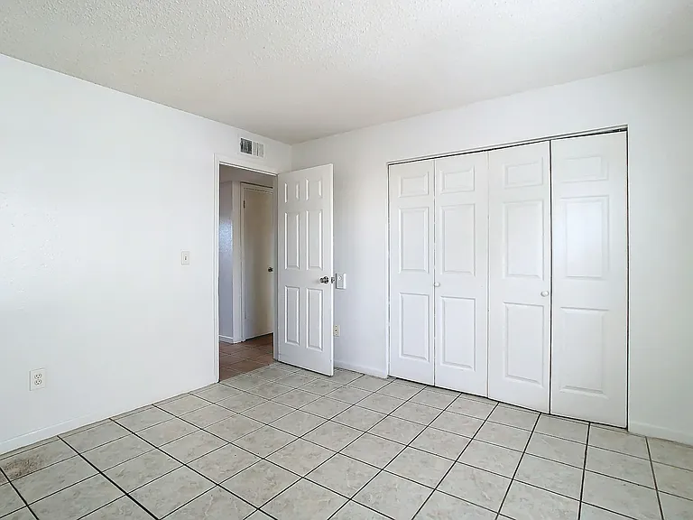712 E Floribraska Ave #A — Photo 5