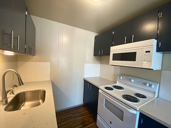 3rd image of 5512 15th Ave NE APT 203