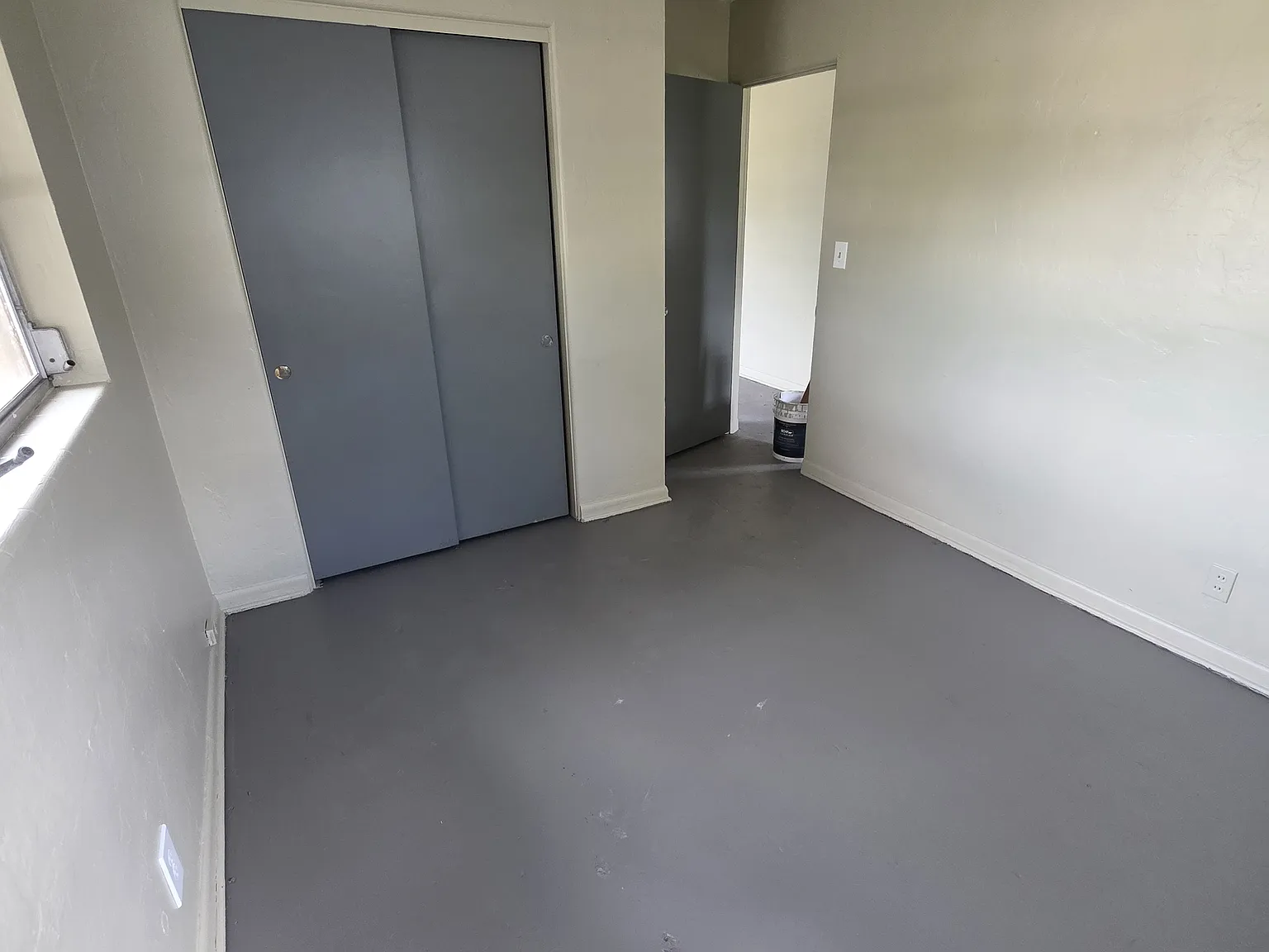 2 bed, 900 sqft, $1,200 — Photo 3