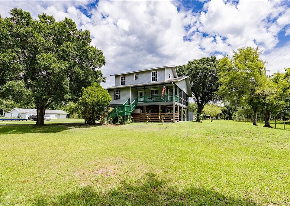 1st image of 9361 Heather Ln