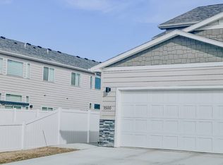 3500 S Chalice Pl, Sioux Falls, SD 57106