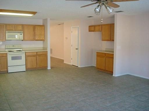 4th image of 3114 Natoma Way