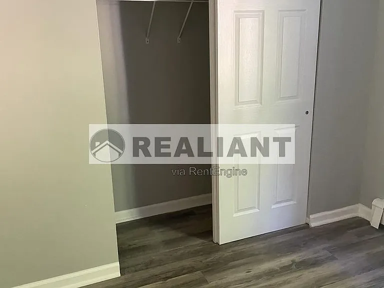2521 Warren St #7 — Photo 8