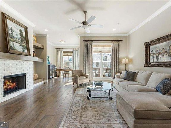 5th image of 205 Phillips Ln