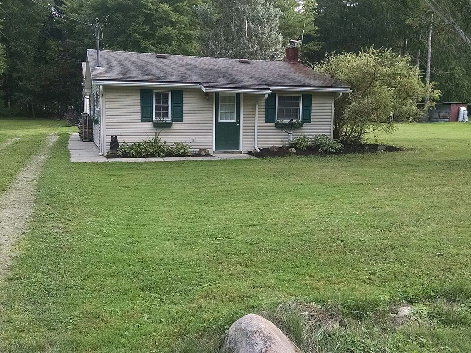 1st image of 1568 Lakeview Dr