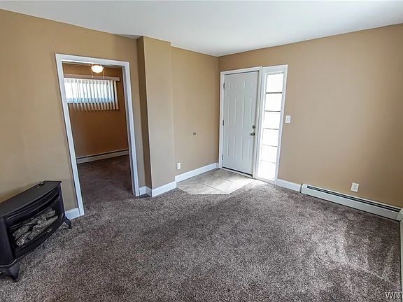 4th image of 51 Laverack Ave #4