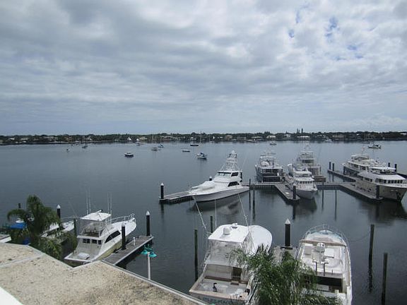 2nd image of 1208 Marine Way APT 303