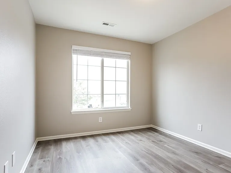 1162 S Fultondale Cir — Photo 15