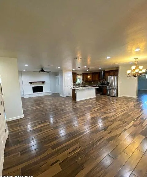 1011 W Northern Ave — Photo 2