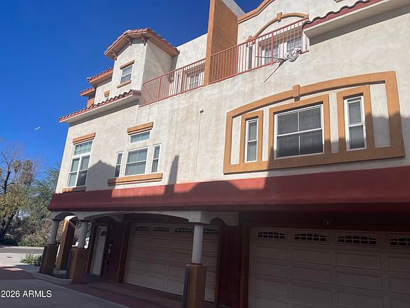 2nd image of 323 S ROOSEVELT Street #1001