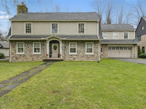 141 Grosvenor Rd, Rochester, NY 14610