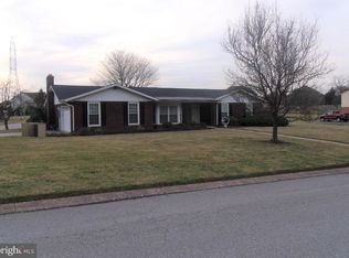 2620 Oberlin Dr, York, PA 17404