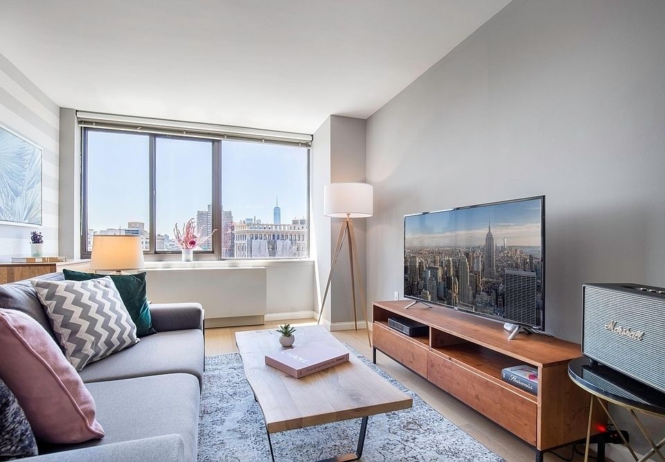 1st image of 1 Union Sq S #18K