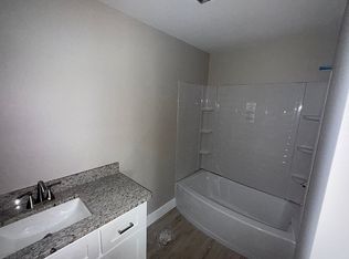 318 Shaler Dr, Killen, AL 35645