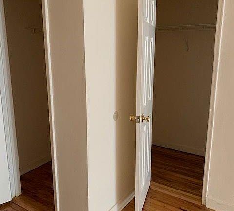 5th image of 122A Hoyt St #5L