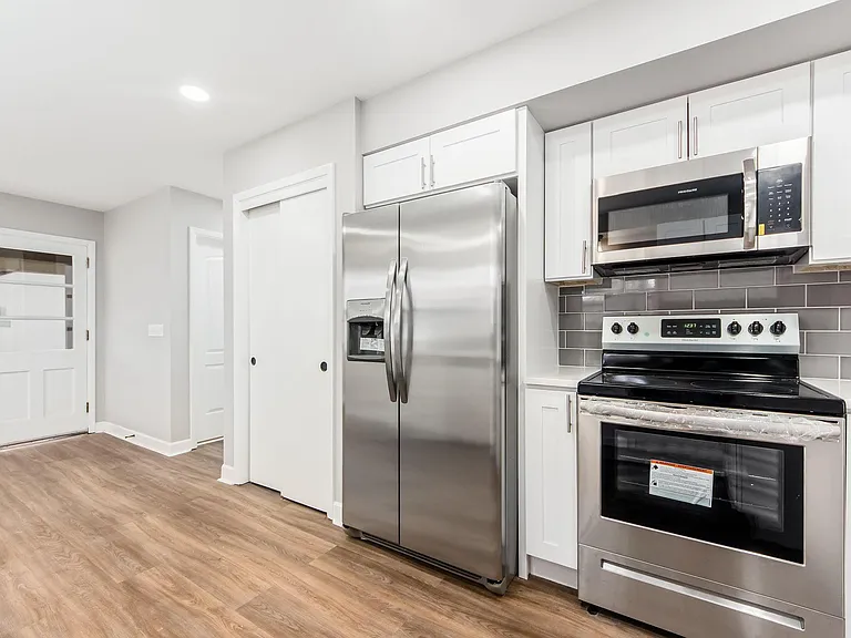 2652 Maplewood Dr — Photo 17