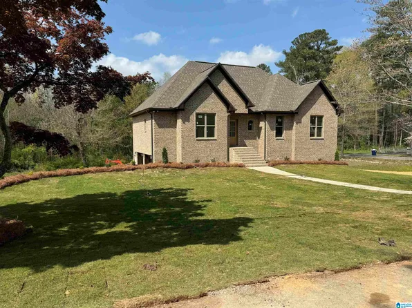 927 25th St N, Pell City, AL 35125