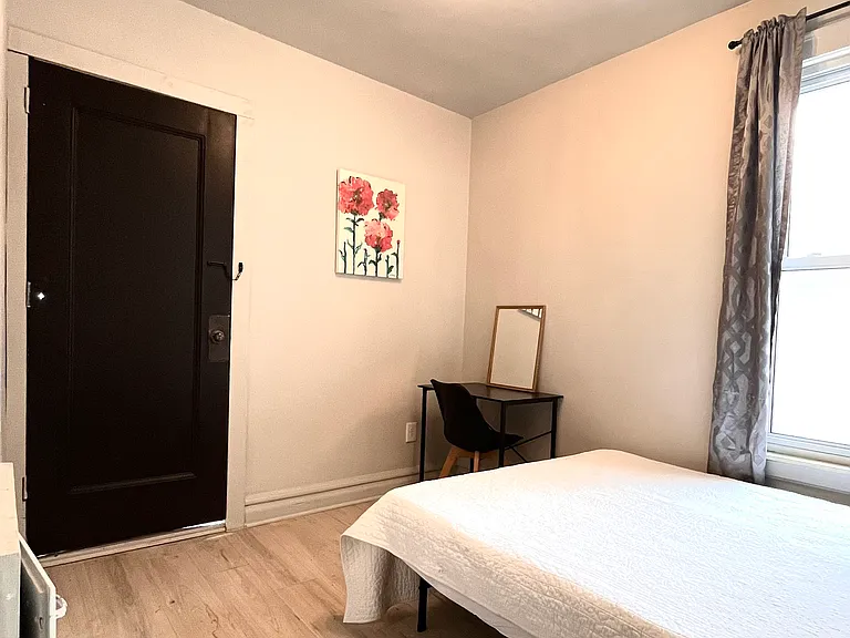 2700 Calvert St #2 — Photo 19