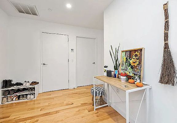 5th image of 63 W 104th St #302A