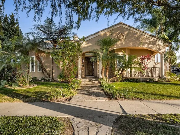 5850 E Los Arcos St, Long Beach, CA 90815