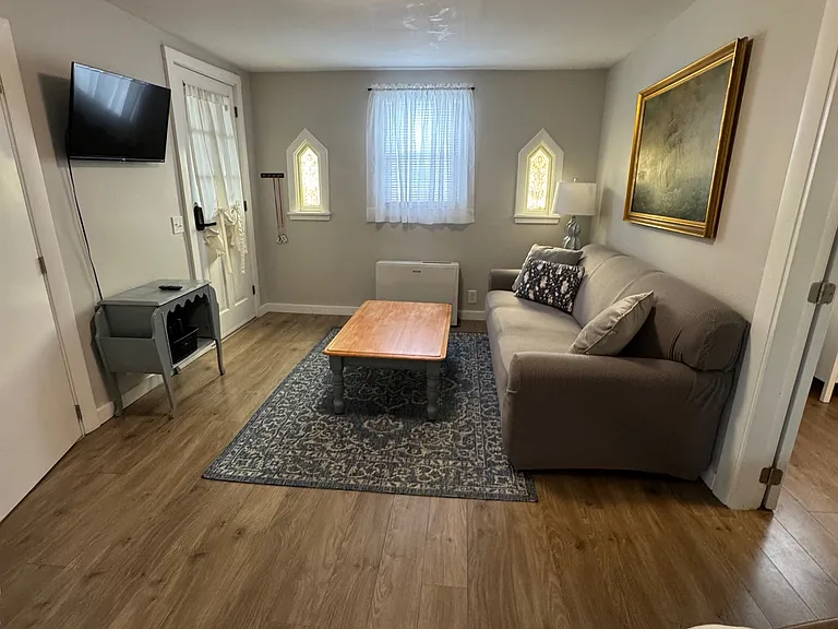 10 Jones Creek Dr — Photo 9