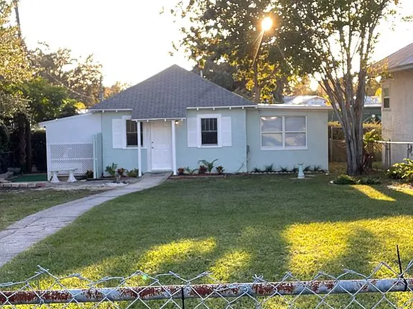 930 Hartford Ave, Holly Hill, FL 32117