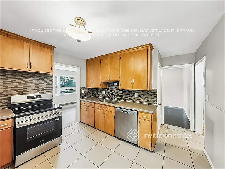 9300 Chicago Ave S — Photo 12