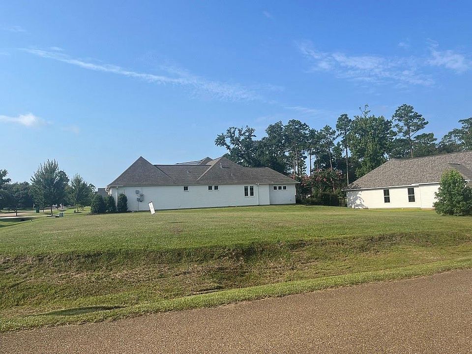 1st image of 355 Steeplechase Dr