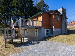 56 Vance Ave, Black Mountain, NC 28711