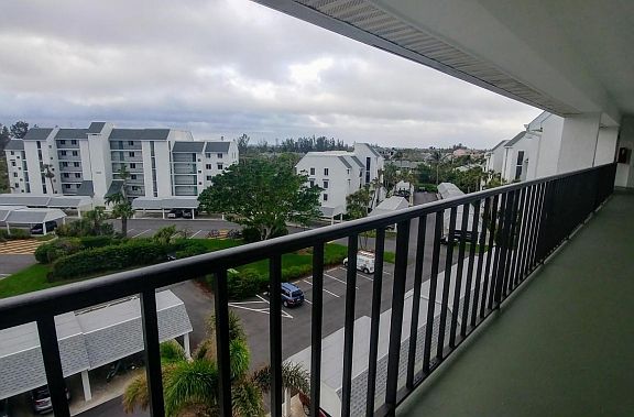 3rd image of 2400 S Ocean Dr APT 7164