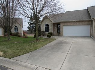 6074 Belmont Ct, Grand Blanc, MI 48439