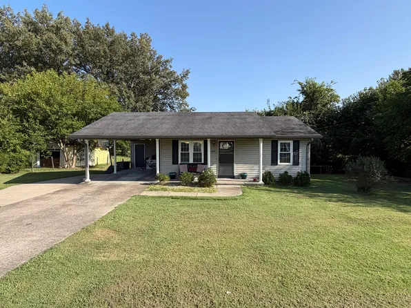 1005 Varmintrace Rd, Princeton, KY 42445
