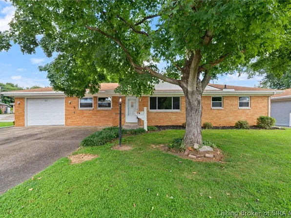 409 Wedgewood Drive, New Albany, IN 47150